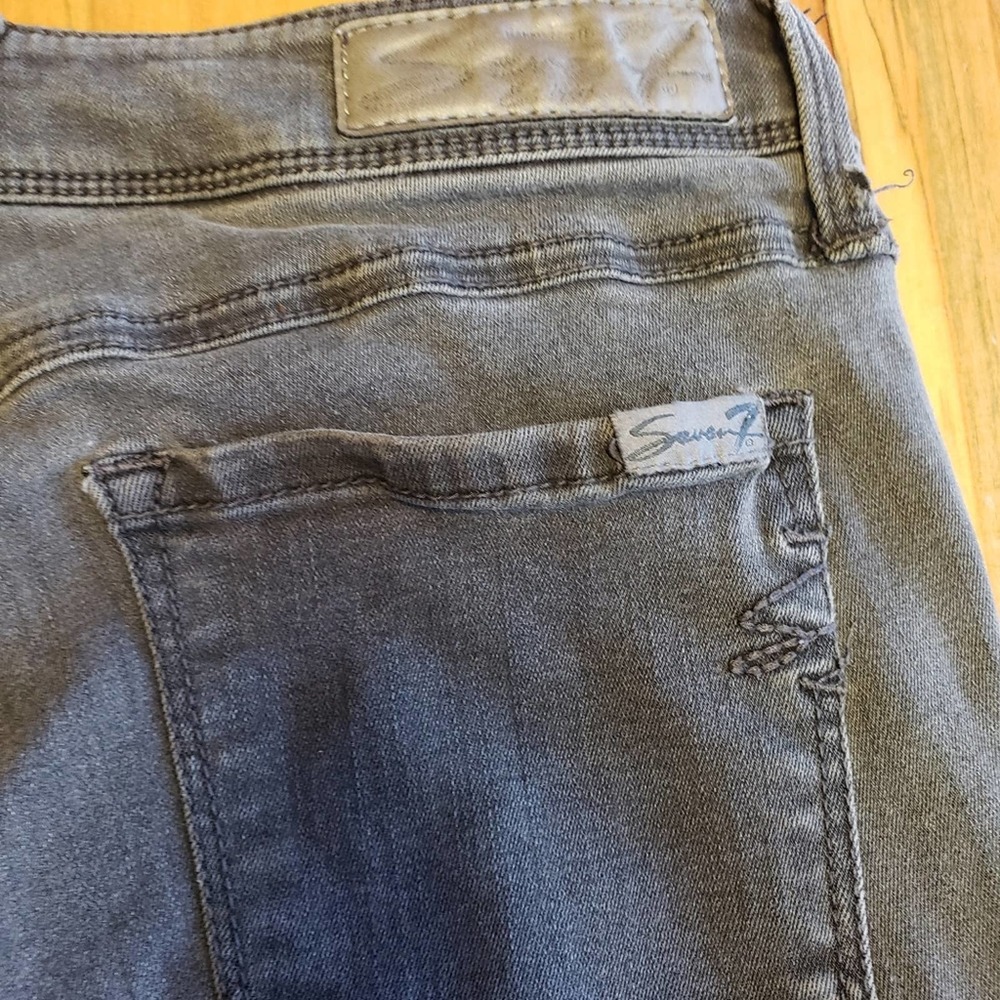 SEVEN STAR EMBELISHED STRAIGHT LEG JEANS SIZE 8 - Picture 4 of 4